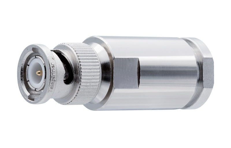 BNC Plug LMR400 Solder/Clamp